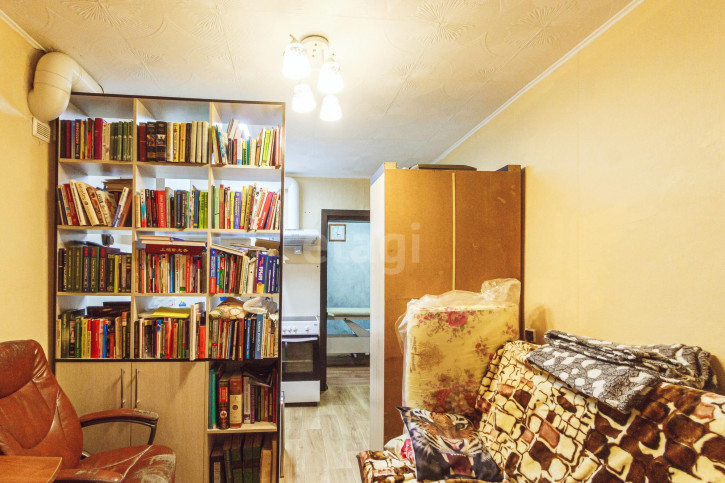 2-комн квартира улица Маршала Конева, 9