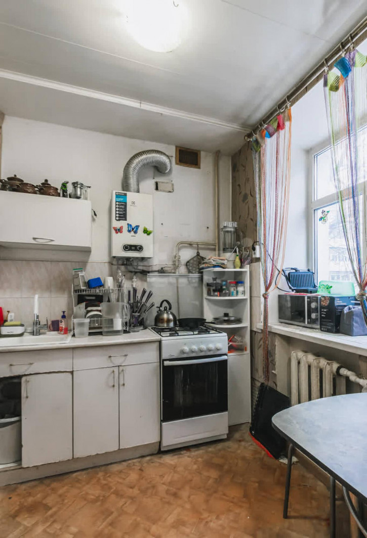 2-комн квартира улица Добролюбова, 15