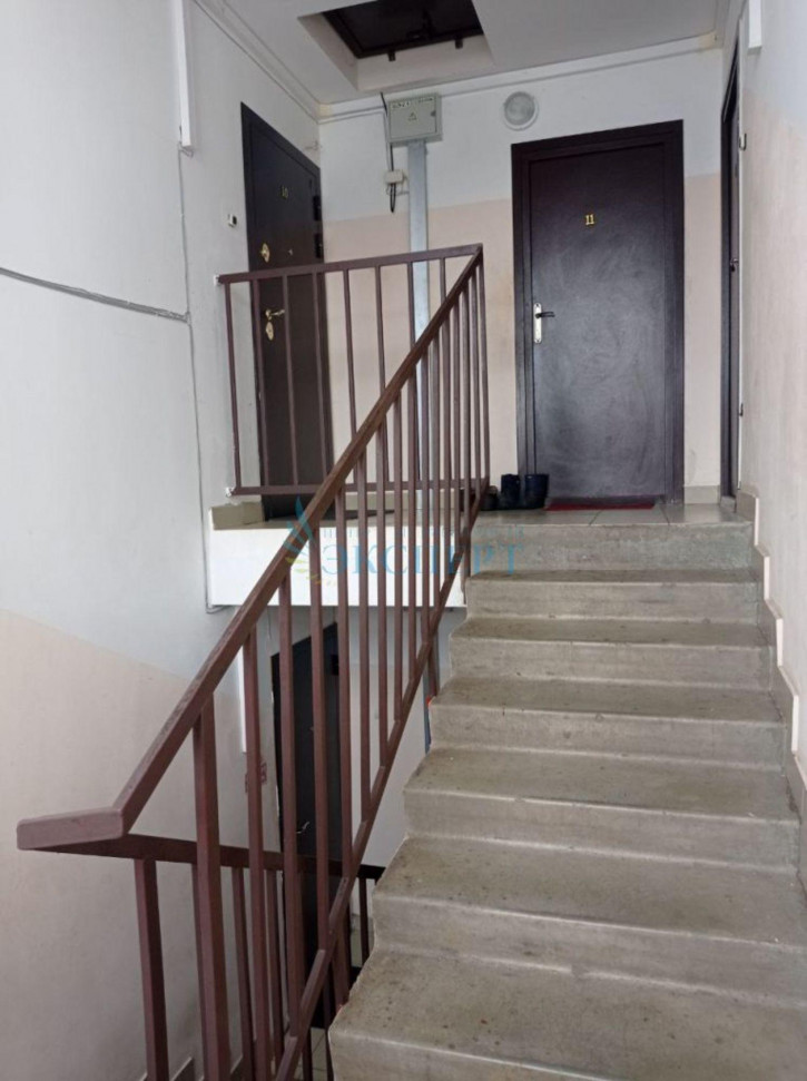 3-комн квартира поселок Меховщиков, 1А