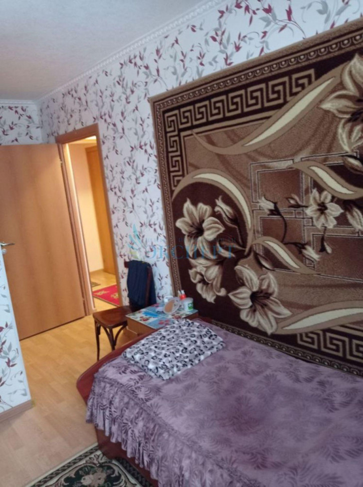 3-комн квартира поселок Меховщиков, 1А