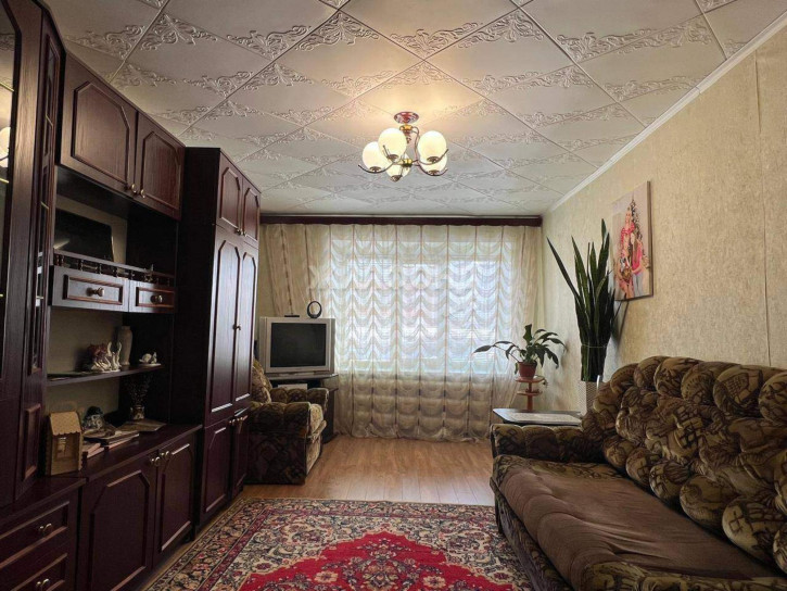 3-комн квартира Комиссаровская улица, д.29