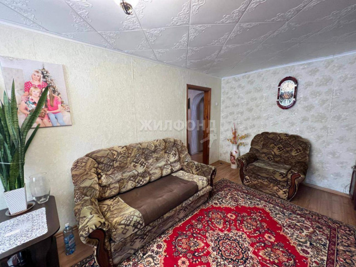 3-комн квартира Комиссаровская улица, д.29