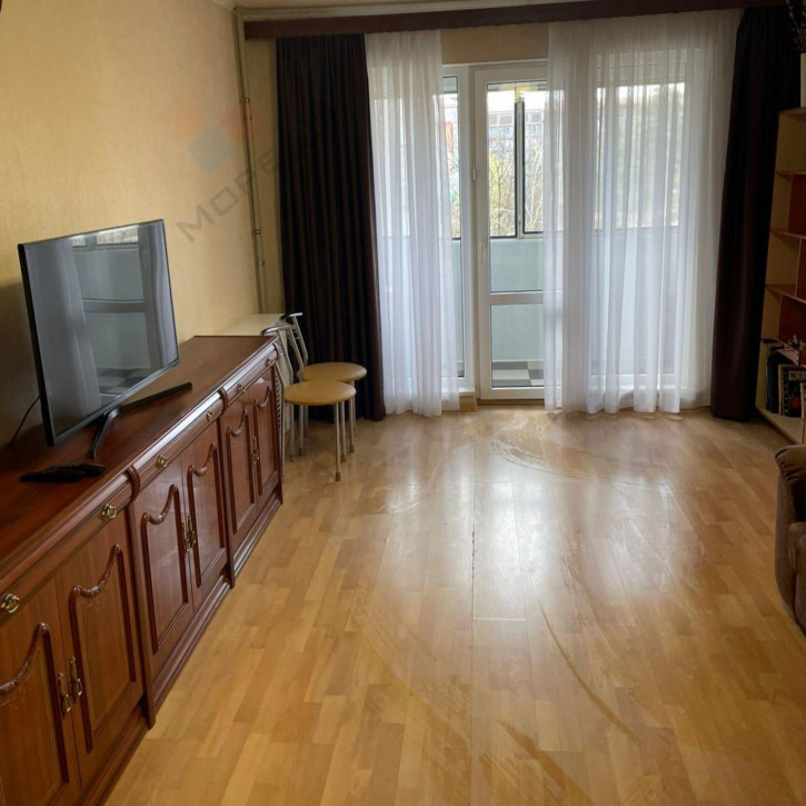 4-комн квартира Тюляева ул, 37/1