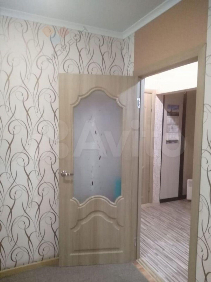 3-комн квартира Буковая ул, 8