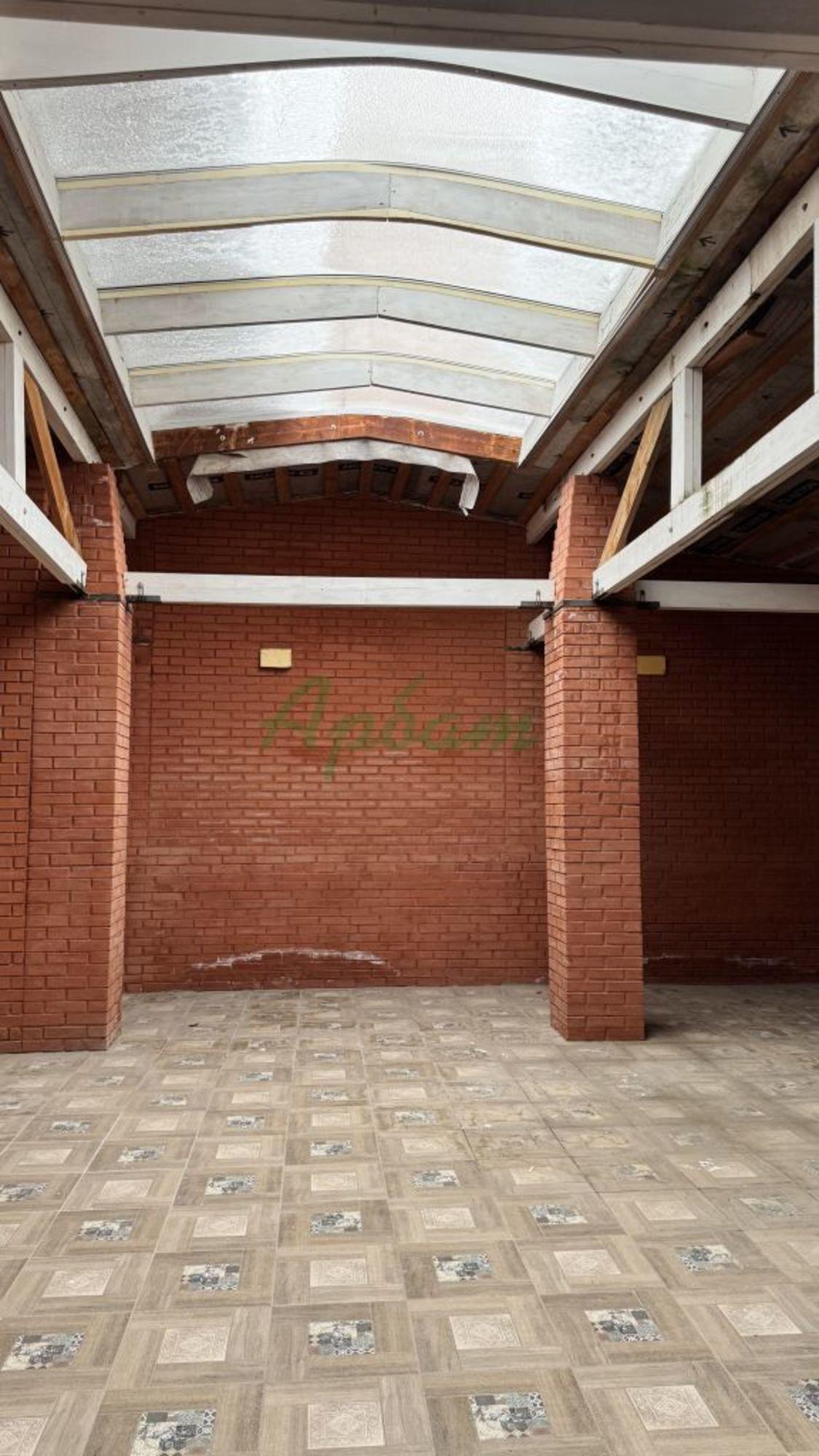 Сдать ресторан, помещение под кафе за 500 000 рублей на Радищева б-р, 64 Сдать ресторан, помещение под кафе за 500 000 рублей на Радищева б-р, 64