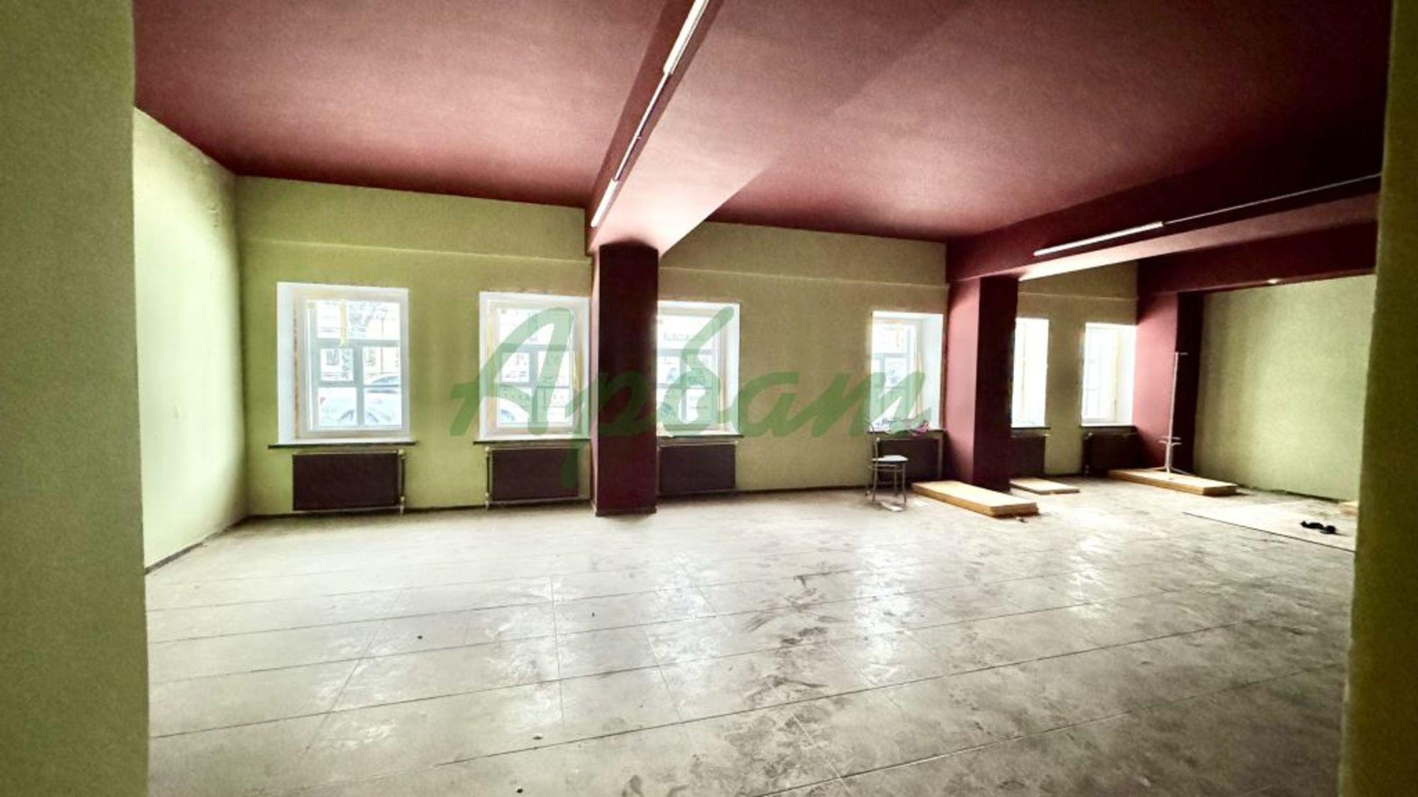 Сдать ресторан, помещение под кафе за 500 000 рублей на Радищева б-р, 64 Сдать ресторан, помещение под кафе за 500 000 рублей на Радищева б-р, 64