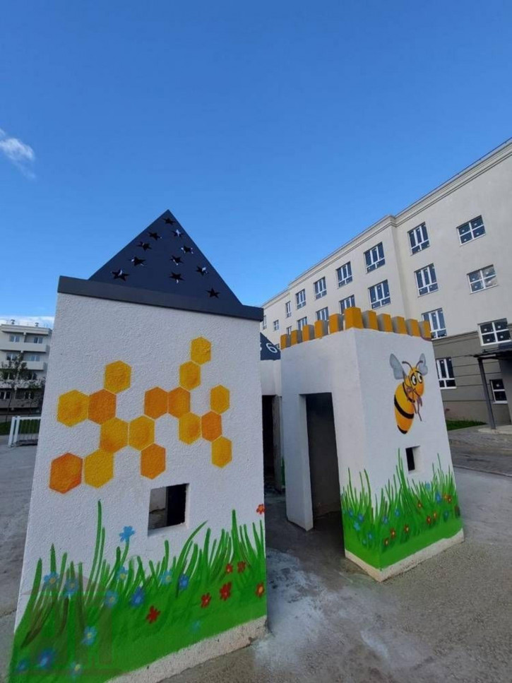 1-комн квартира Медовая ул, 4