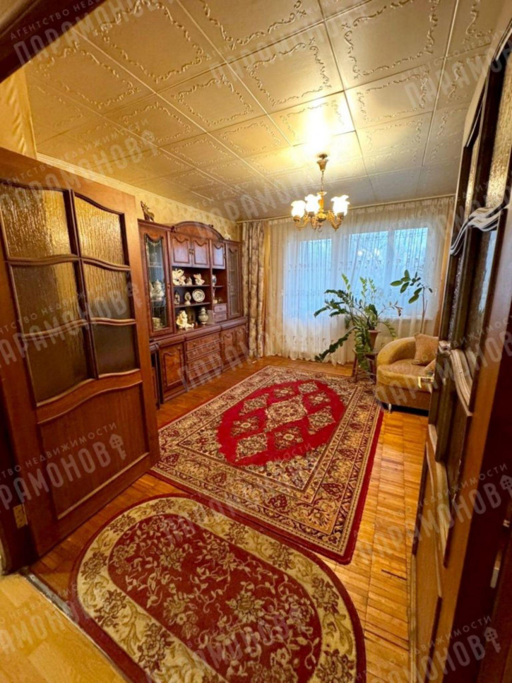 3-комн квартира Веселова ул, 25
