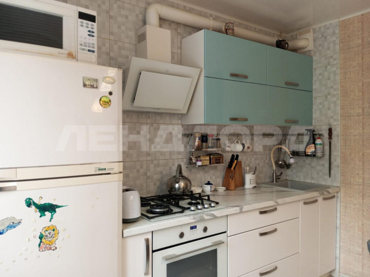 2-комн квартира улица Зорге, 72/44