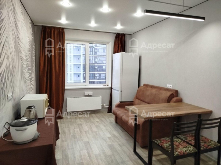 2-комн квартира ул. Глазкова,  д.12