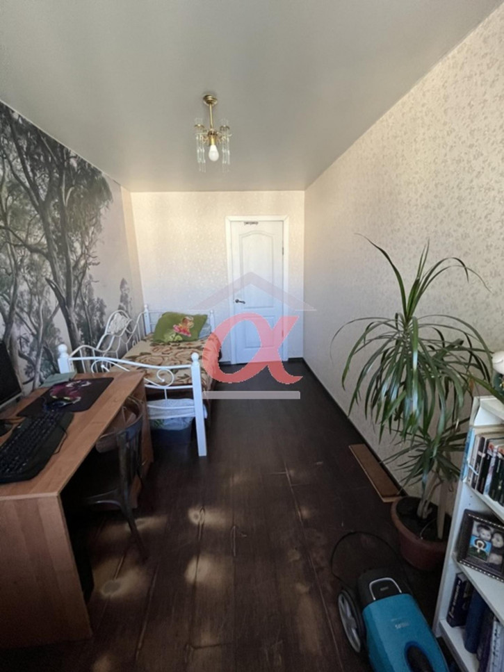 3-комн квартира Красная улица, 25