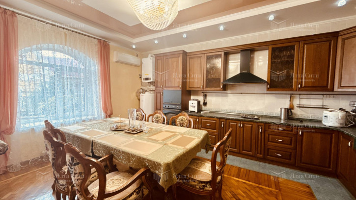 Коттедж/дом Кореизское ш., 12