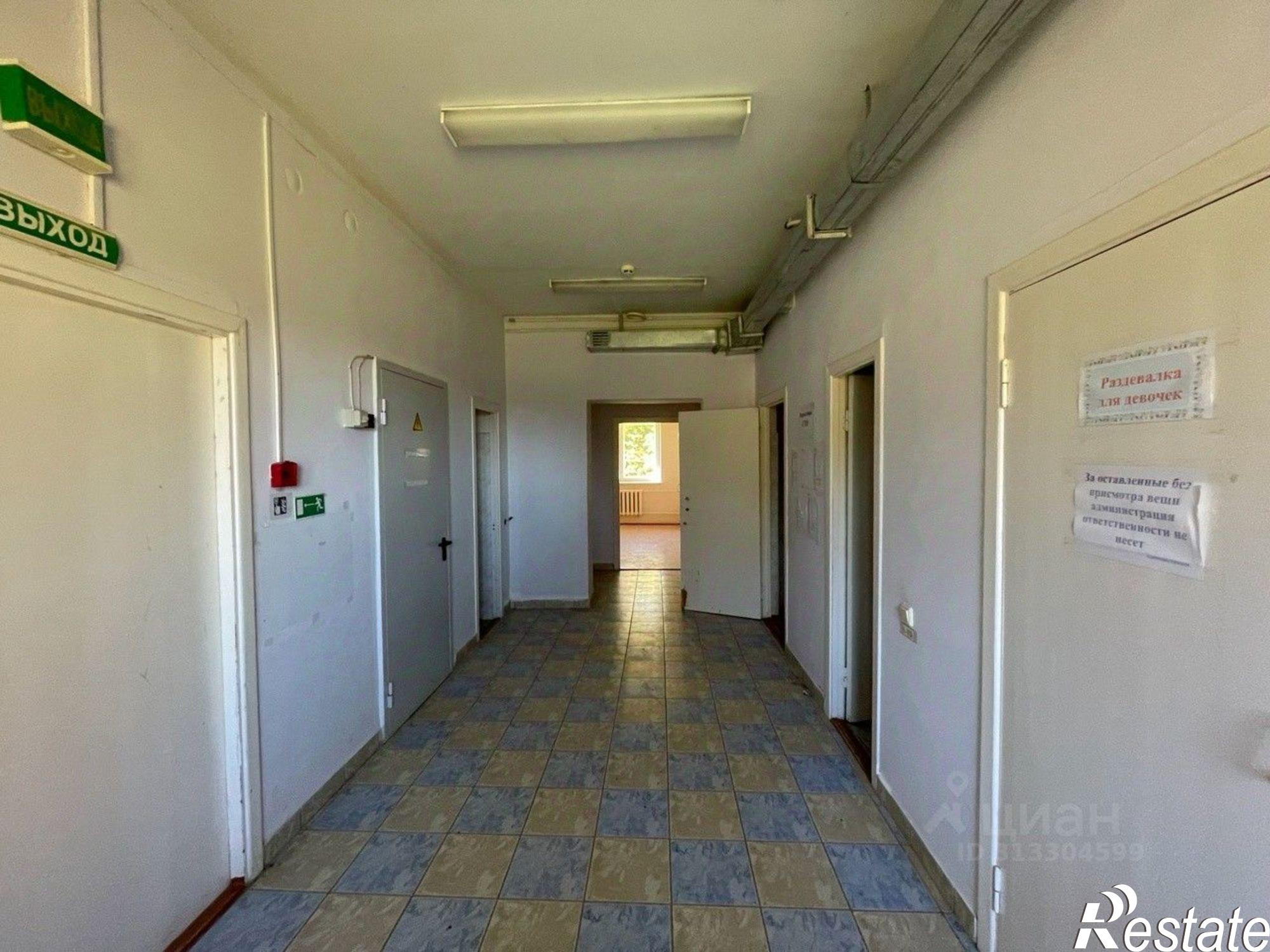 Купить ОСЗ, отдельно стоящее здание за 470 400 рублей на Молодёжная улица, 7