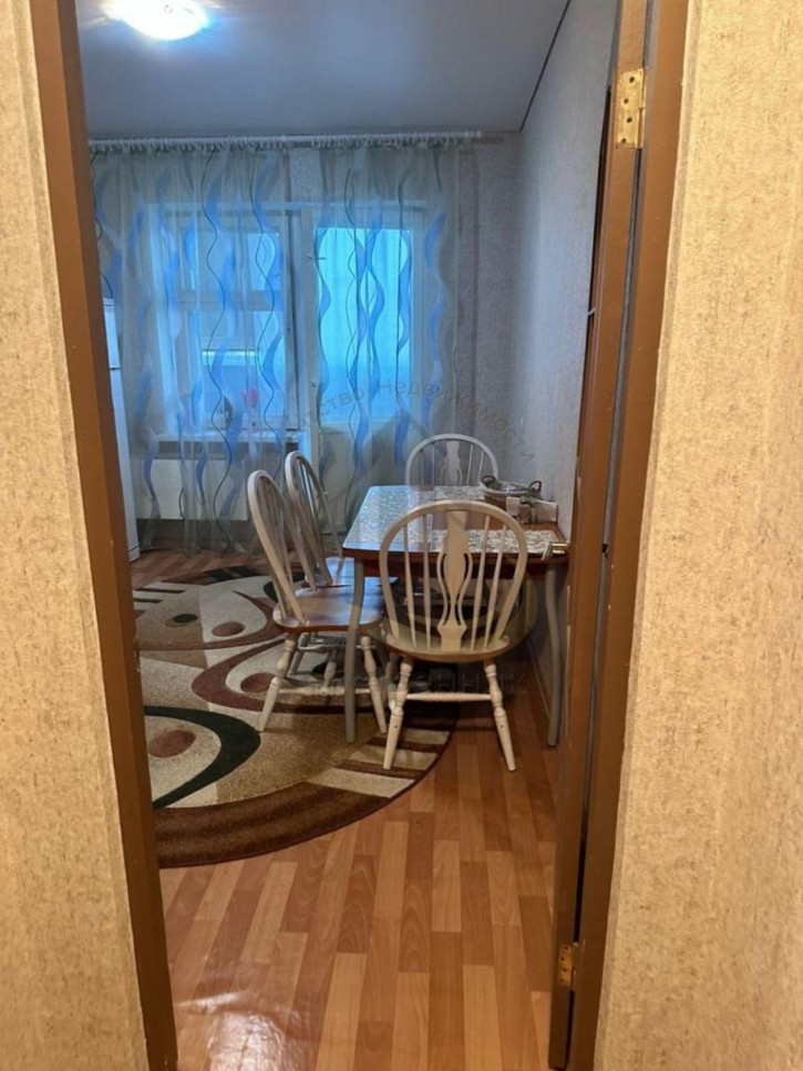 1-комн квартира Степной мкр, 15