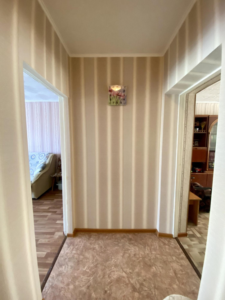 2-комн квартира Мира ул., 30 2-комн квартира Мира ул., 30