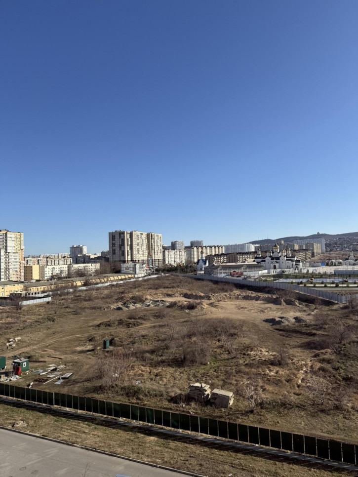 2-комн квартира улица Крылова, 13к2