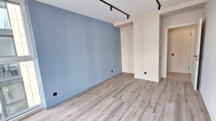 2-комн квартира улица Крылова, 13к3
