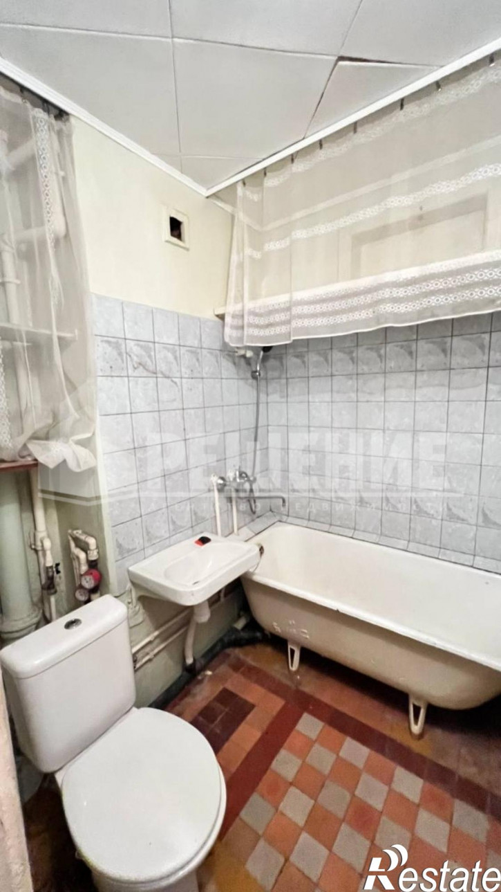 2-комн квартира Худайбердина улица,126