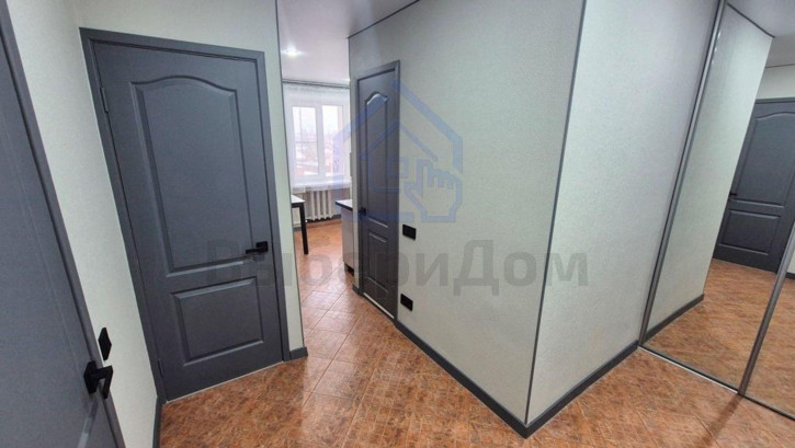 2-комн квартира Революционная ул, 16
