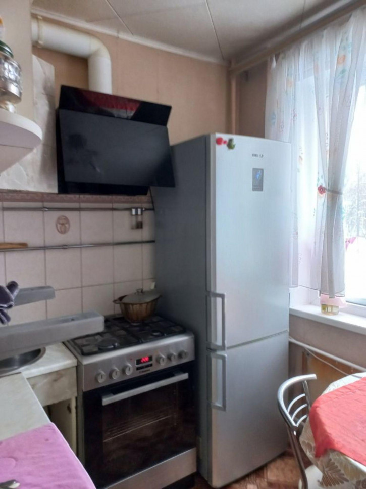 2-комн квартира Радужная Улица, 19