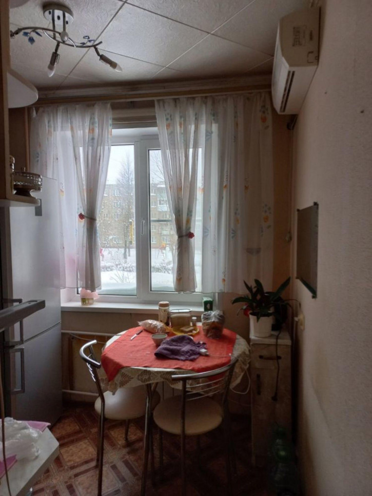 2-комн квартира Радужная Улица, 19