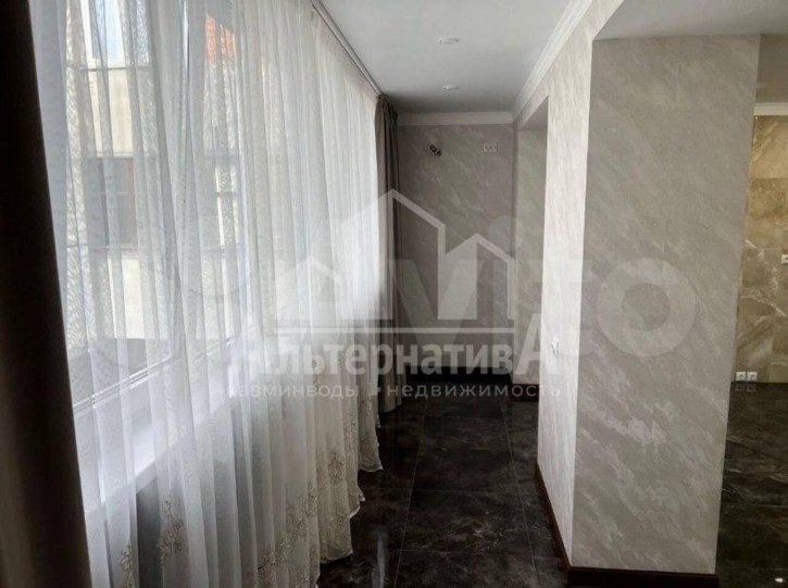 2-комн квартира Украинская ул.