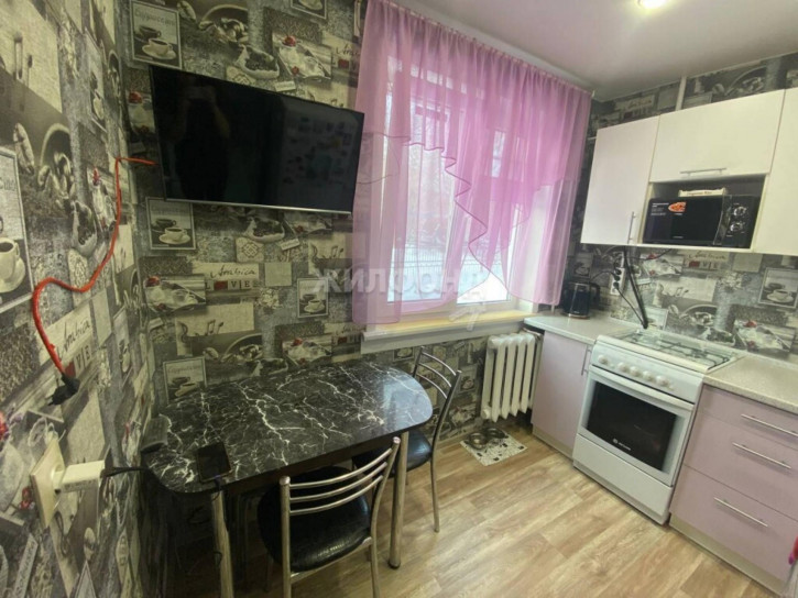 1-комн квартира Степная, 54