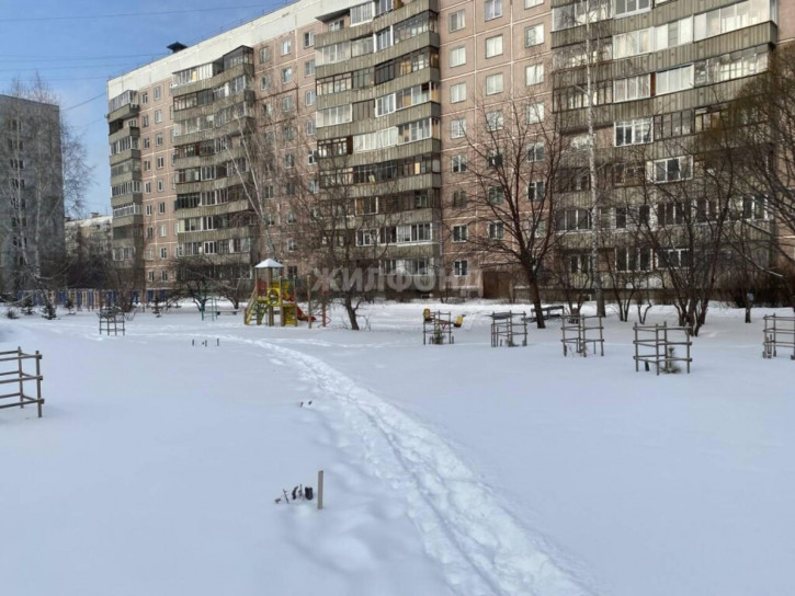 2-комн квартира Демакова, 12 2-комн квартира Демакова, 12