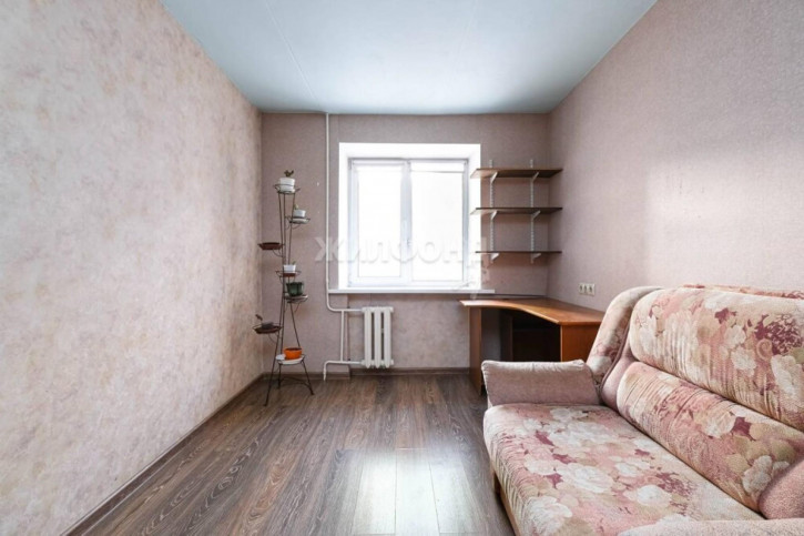 2-комн квартира Котовского, 10