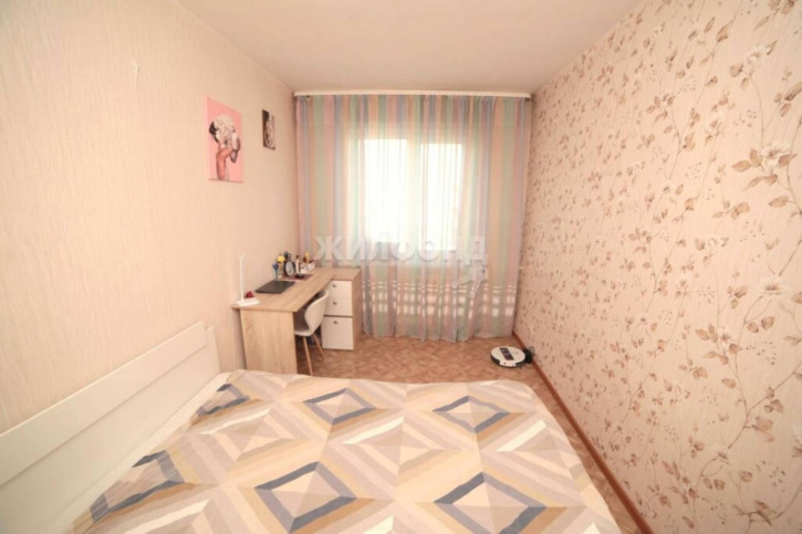 2-комн квартира Троллейная, 20