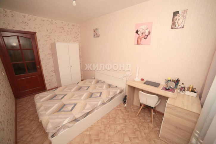 2-комн квартира Троллейная, 20