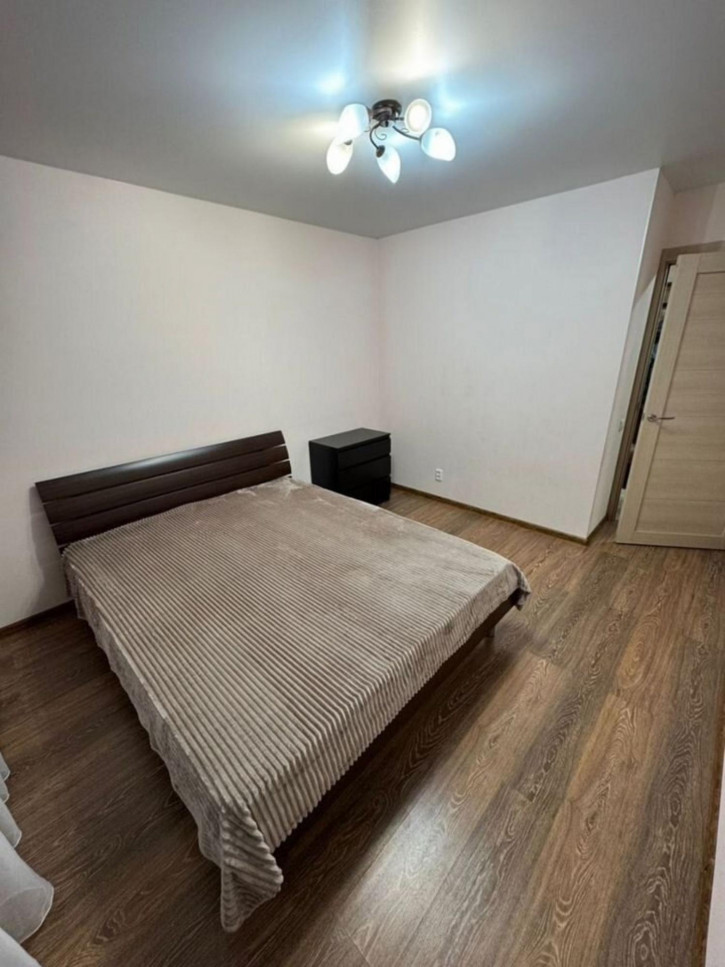 3-комн квартира Ташкентская улица, 154