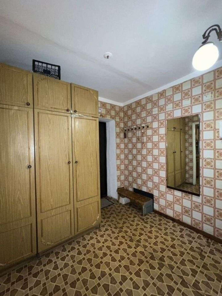 2-комн квартира Батайская улица, 10