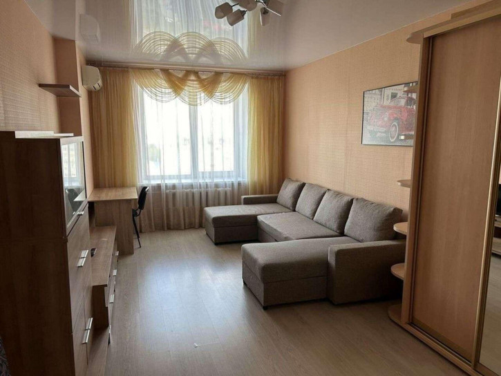 1-комн квартира Георгия Димитрова улица, 110