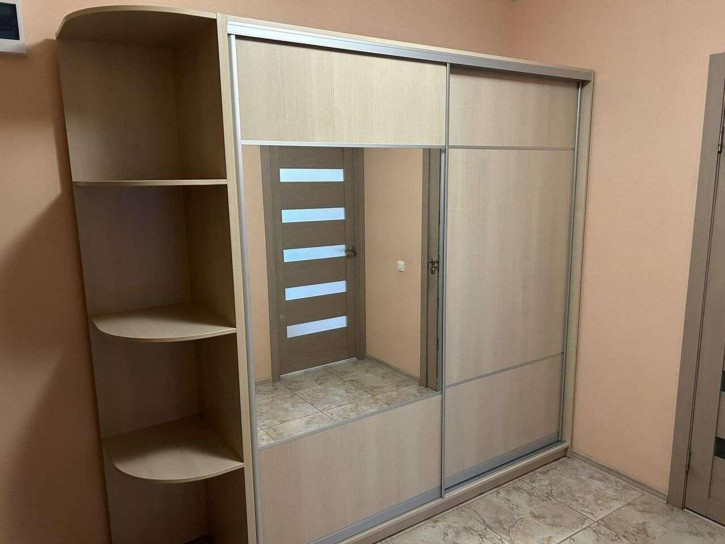1-комн квартира Георгия Димитрова улица, 110