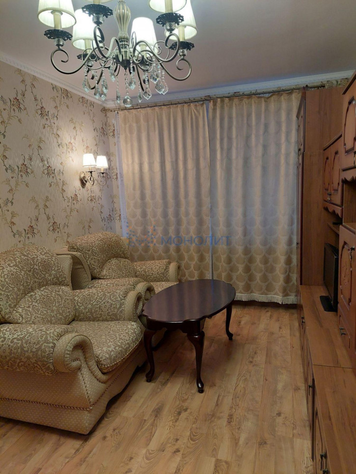 2-комн квартира Крылова ул, 6А 2-комн квартира Крылова ул, 6А