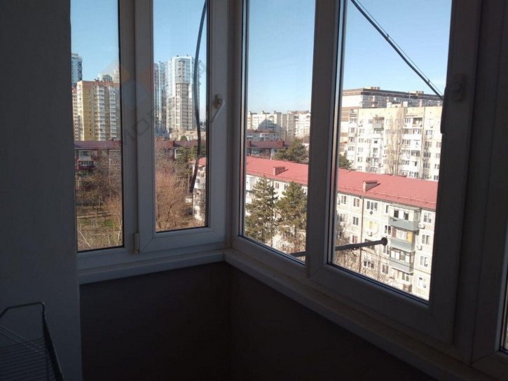 Комната им. Атарбекова ул, 13