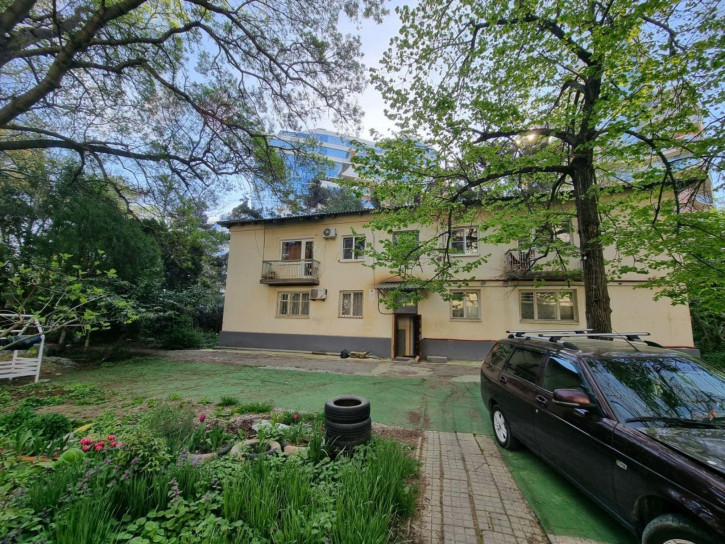 4-комн квартира Крымская ул, 4