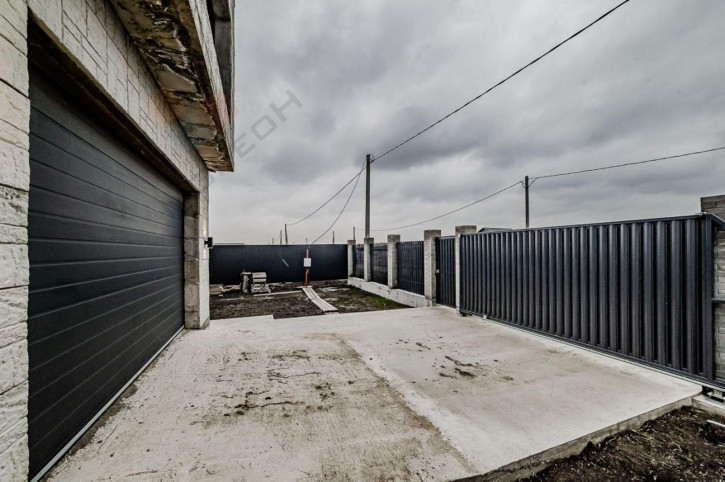 Коттедж/дом Зеландская ул, 58 Коттедж/дом Зеландская ул, 58