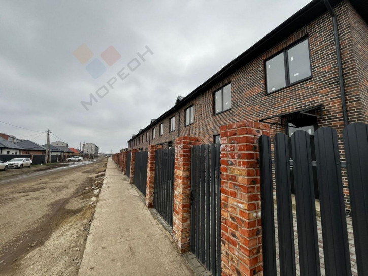 Коттедж/дом Азовская ул, 9