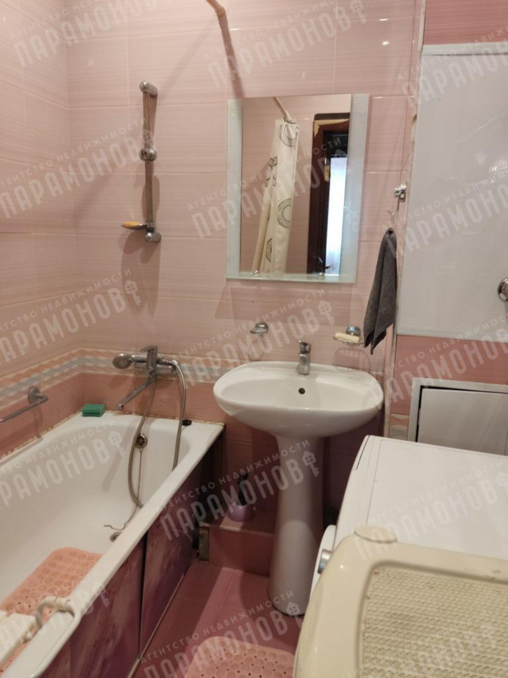 2-комн квартира Левитана ул, 54