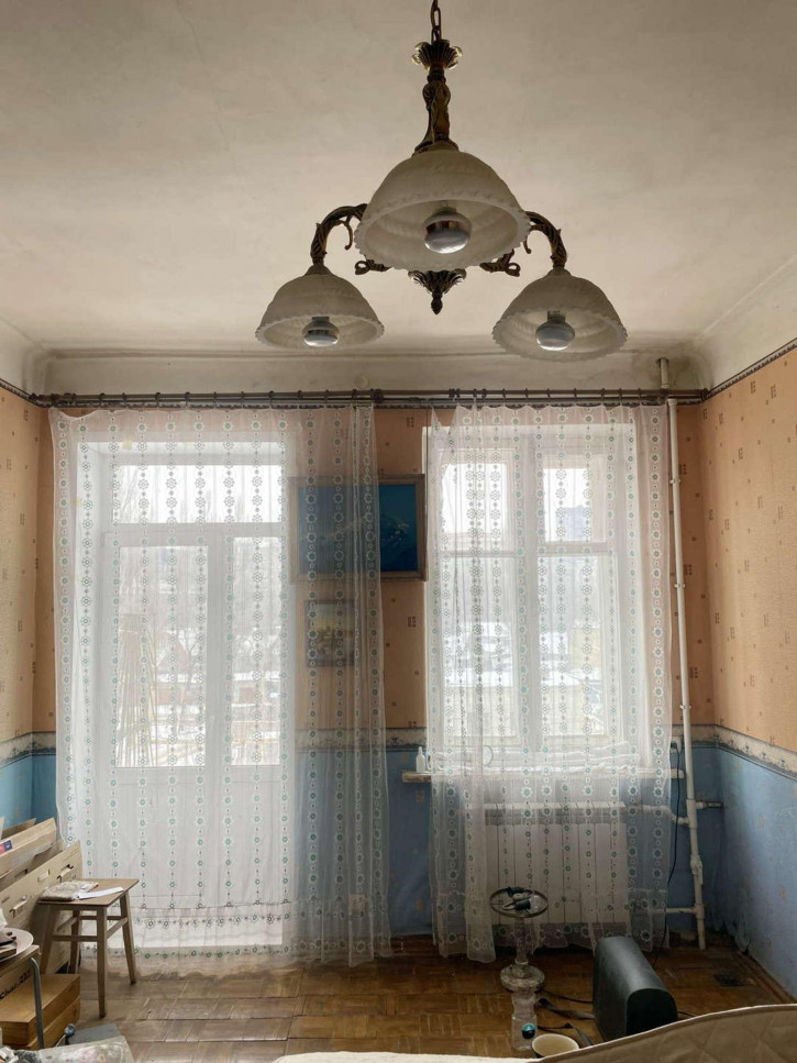 2-комн квартира Летчика Колесниченко улица, 53
