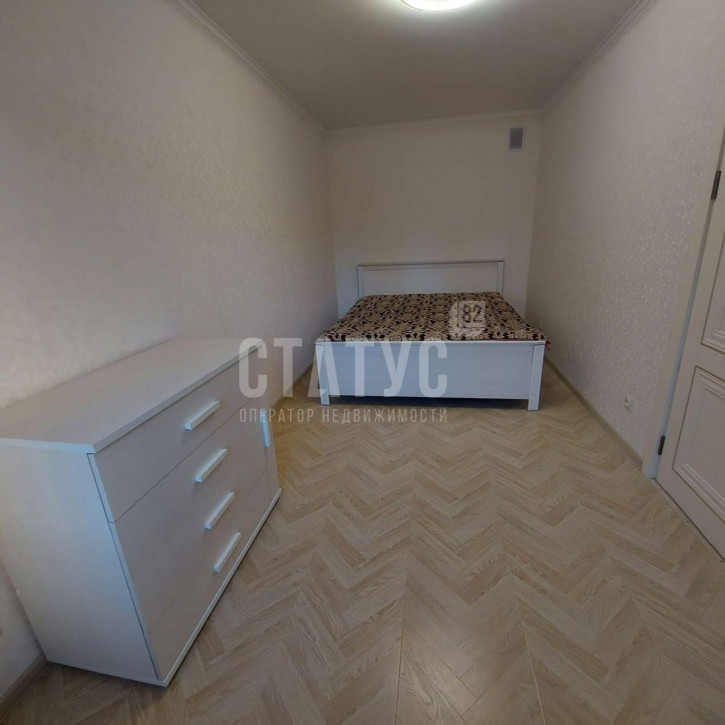 4-комн квартира Кривошты ул, 15