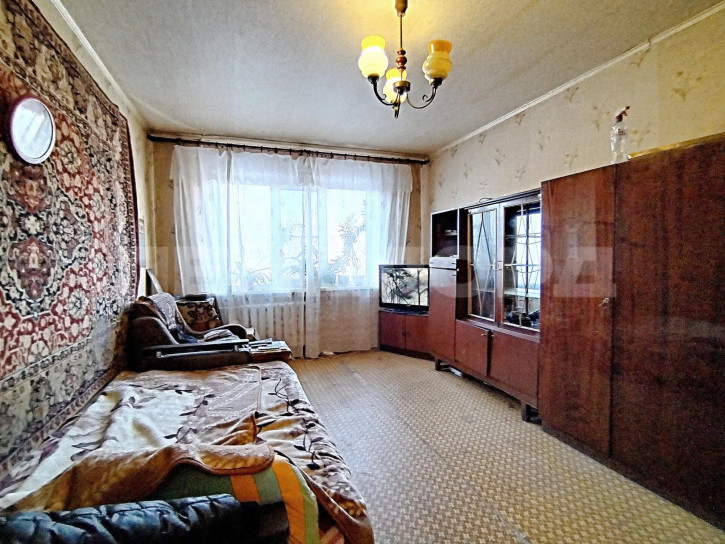 3-комн квартира Таганрогская улица, 116/3 3-комн квартира Таганрогская улица, 116/3