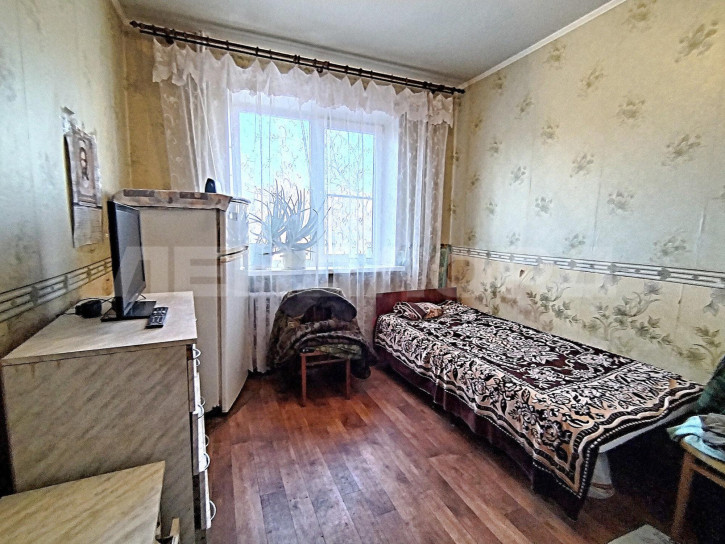 3-комн квартира Таганрогская улица, 116/3 3-комн квартира Таганрогская улица, 116/3