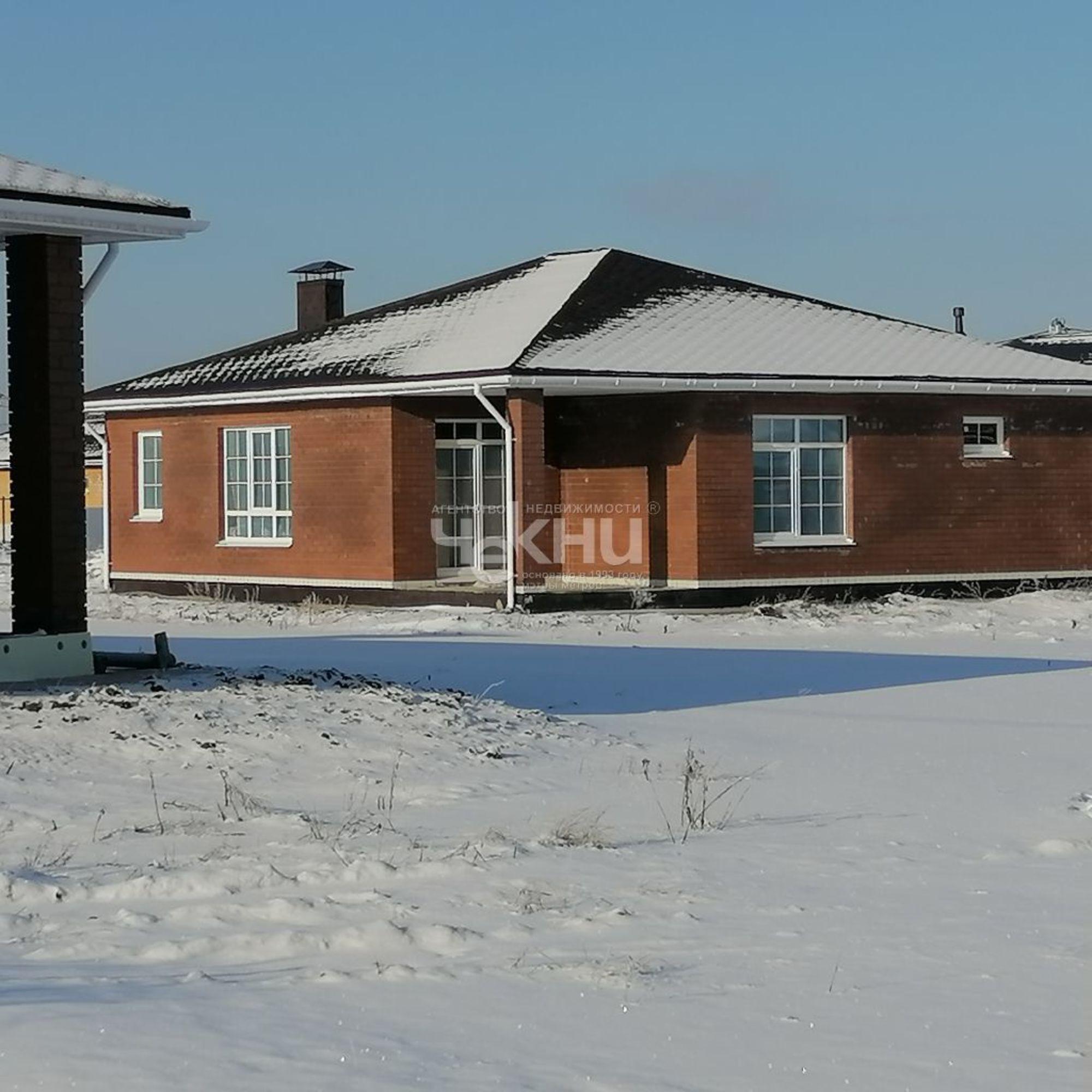 Купить дачу, дом, коттедж за 9 200 000 рублей на Тихая ул
