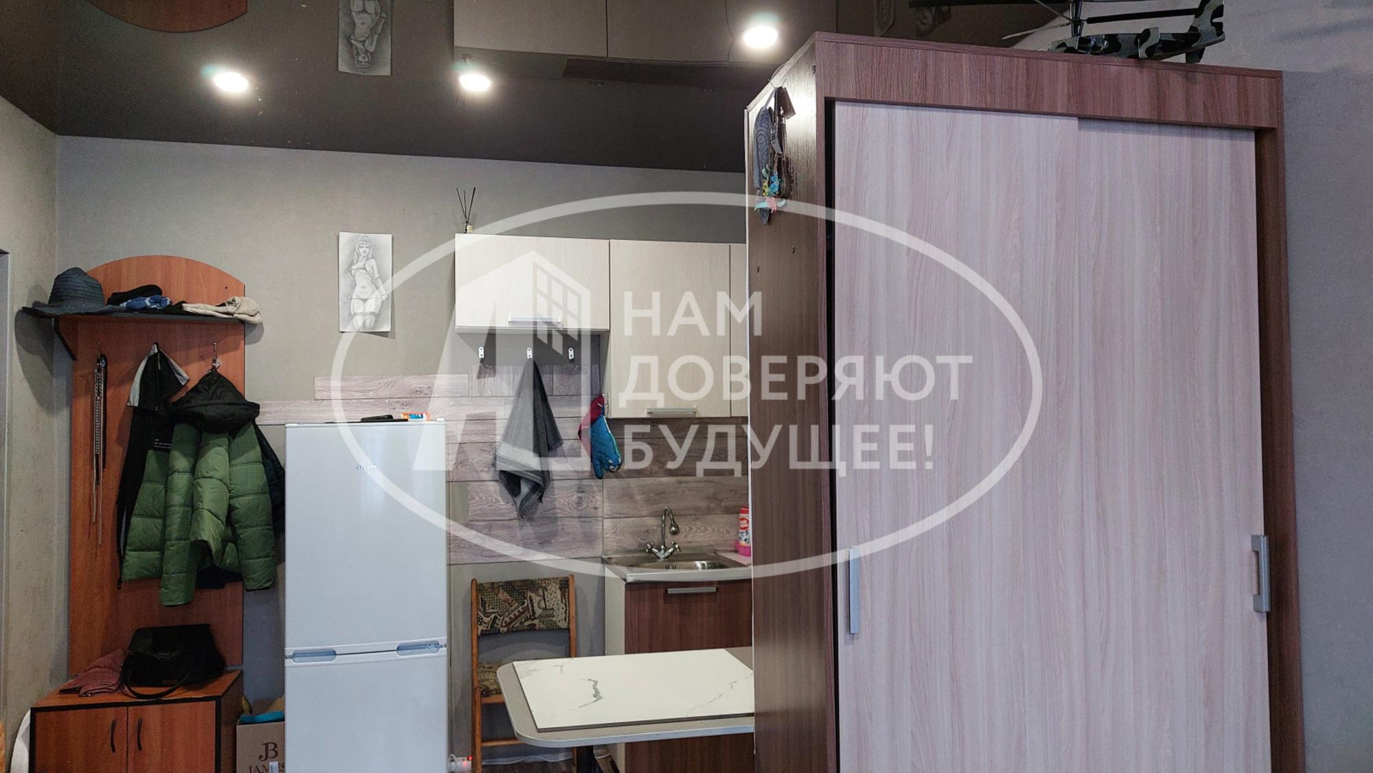 Купить комнату за 900 000 рублей на Банковский переулок, 3