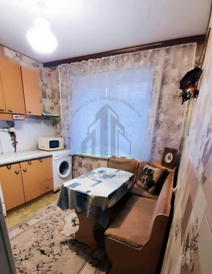 2-комн квартира Весенний мкр, 10 2-комн квартира Весенний мкр, 10