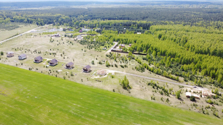 Земельный участок