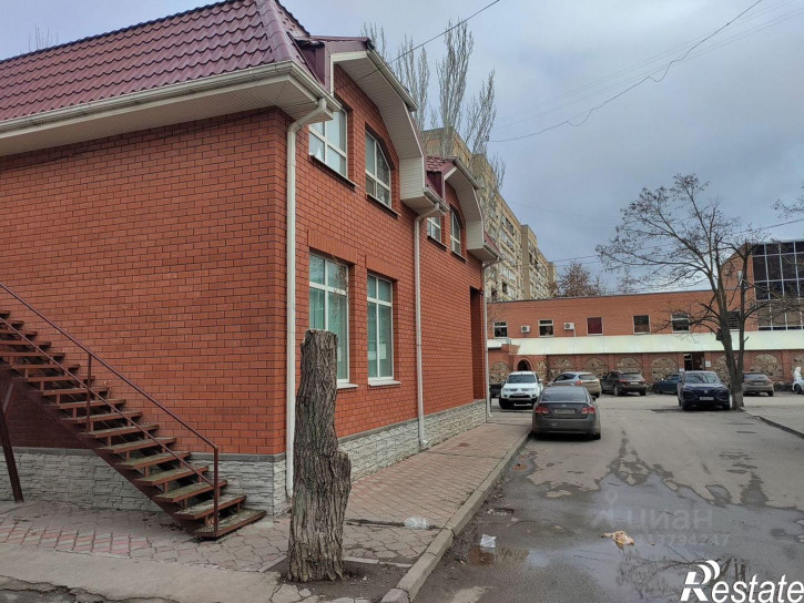 Торговое помещение улица Думенко